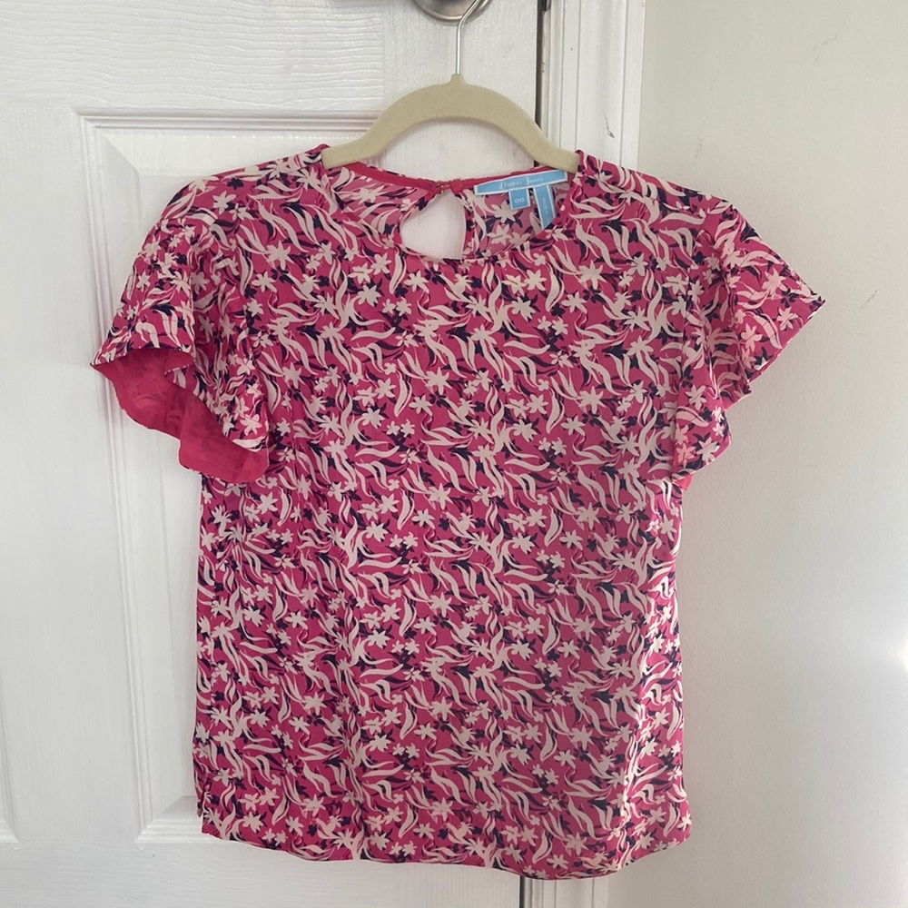 Draper James 100% silk short sleeved blouse